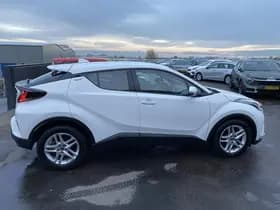 Toyota C-hr thumbnail 56