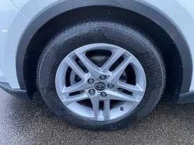 Toyota C-hr thumbnail 59