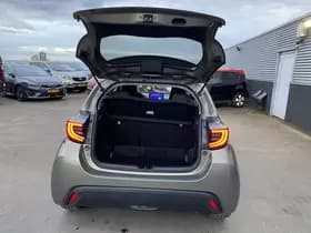 Toyota Yaris thumbnail 61