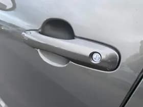 Toyota Yaris thumbnail 63