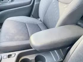 Toyota Yaris thumbnail 69