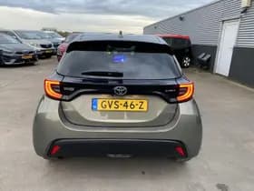 Toyota Yaris thumbnail 11