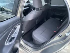 Toyota Yaris thumbnail 17