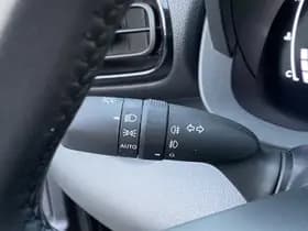 Toyota Yaris thumbnail 26