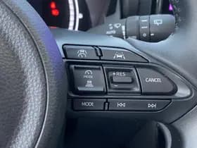 Toyota Yaris thumbnail 28