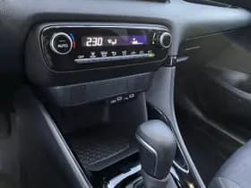 Toyota Yaris thumbnail 36