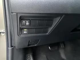 Toyota Yaris thumbnail 43