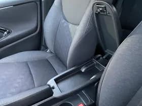 Toyota Yaris thumbnail 69