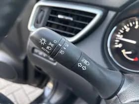 Nissan Qashqai thumbnail 22