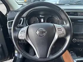 Nissan Qashqai thumbnail 43