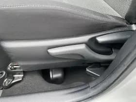 Toyota Yaris thumbnail 21