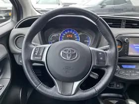 Toyota Yaris thumbnail 25