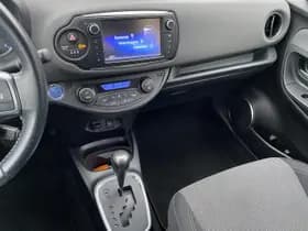 Toyota Yaris thumbnail 35