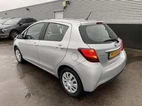 Toyota Yaris thumbnail 54