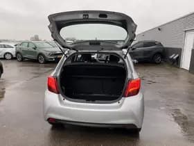 Toyota Yaris thumbnail 56