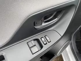 Toyota Yaris thumbnail 68