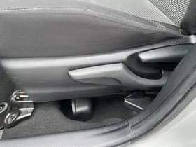 Toyota Yaris thumbnail 70