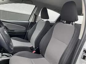 Toyota Yaris thumbnail 72