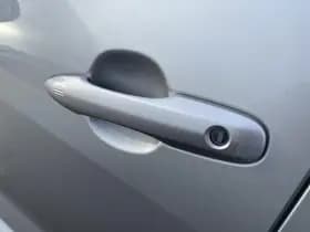 Toyota Yaris thumbnail 20