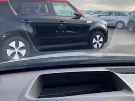 Toyota Yaris thumbnail 82