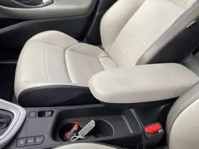 Toyota Yaris thumbnail 97