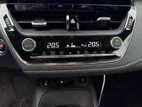 Toyota Corolla-touring-sports thumbnail 18