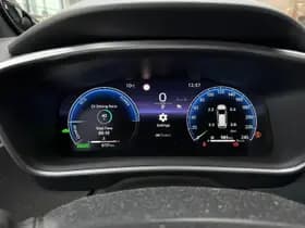 Toyota Corolla-touring-sports thumbnail 10