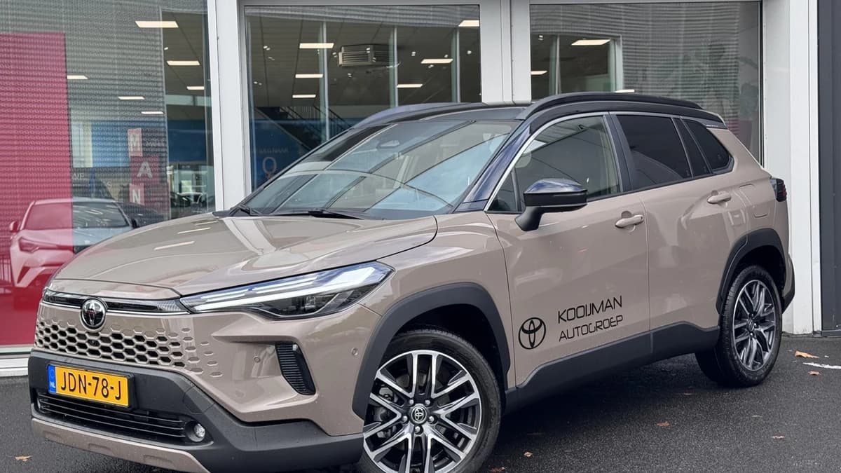 Toyota Corolla-cross — foto 1