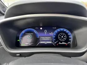 Toyota Corolla-cross thumbnail 12