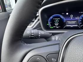 Toyota Corolla-cross thumbnail 15