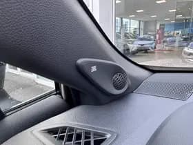 Toyota Corolla-cross thumbnail 50