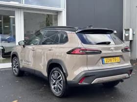 Toyota Corolla-cross thumbnail 7