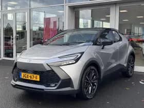 Toyota C-hr thumbnail 2