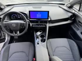 Toyota C-hr thumbnail 11