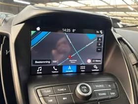 Ford Kuga thumbnail 38