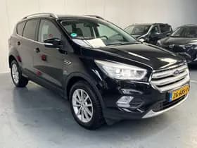 Ford Kuga thumbnail 51