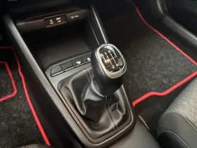 Kia Stonic thumbnail 37