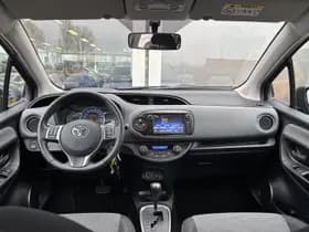 Toyota Yaris thumbnail 2
