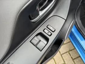 Toyota Yaris thumbnail 27