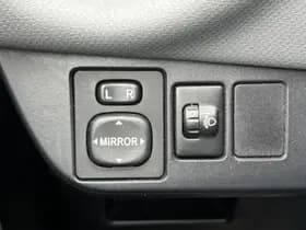 Toyota Yaris thumbnail 29