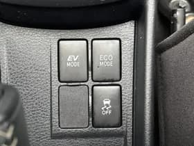 Toyota Yaris thumbnail 68