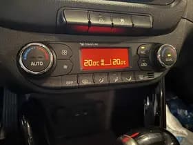 Kia Ceed thumbnail 43