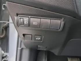 Toyota Corolla-cross thumbnail 48