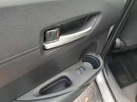 Toyota Corolla-cross thumbnail 64