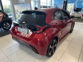 Toyota Yaris thumbnail 18