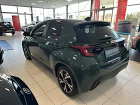 Toyota Yaris thumbnail 2