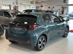 Toyota Yaris thumbnail 17