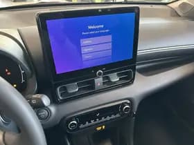 Toyota Yaris thumbnail 23