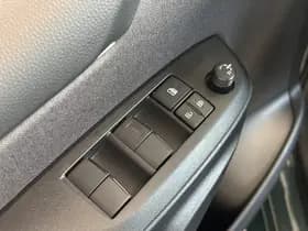 Toyota Yaris thumbnail 26