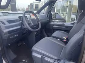 Kia Pv5 thumbnail 10